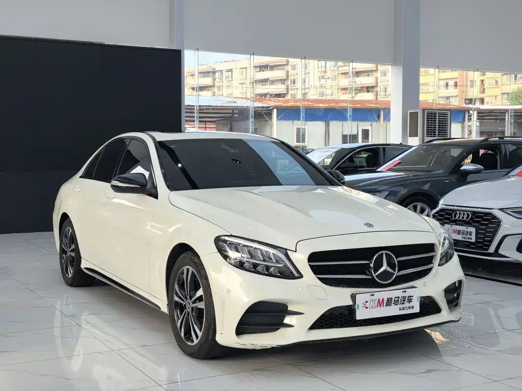Mercedes-Benz C-Class 2020 — фото 3