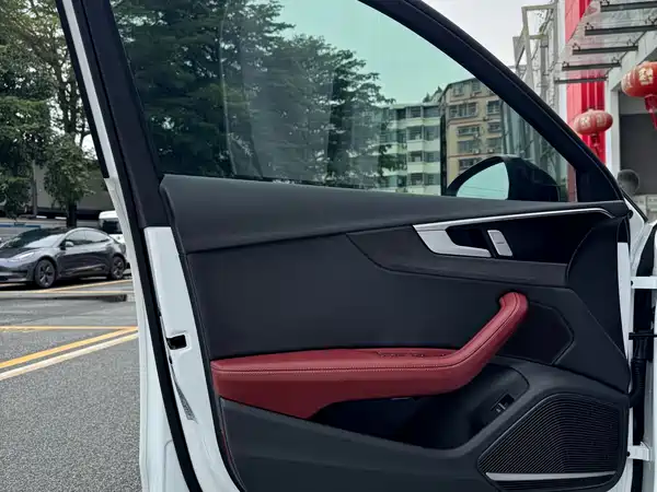 Audi A4L 2024