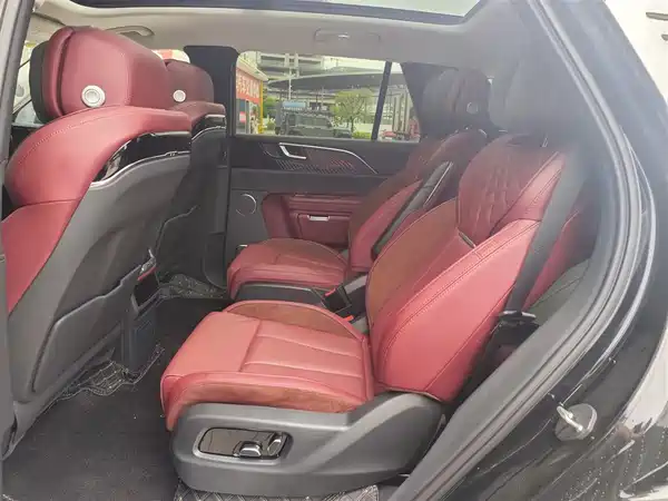 Hongqi E-HS9 2023