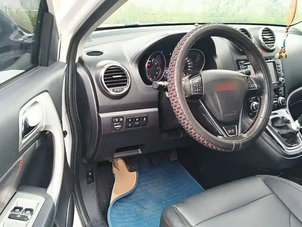 Haval H6 2015 — фото 16