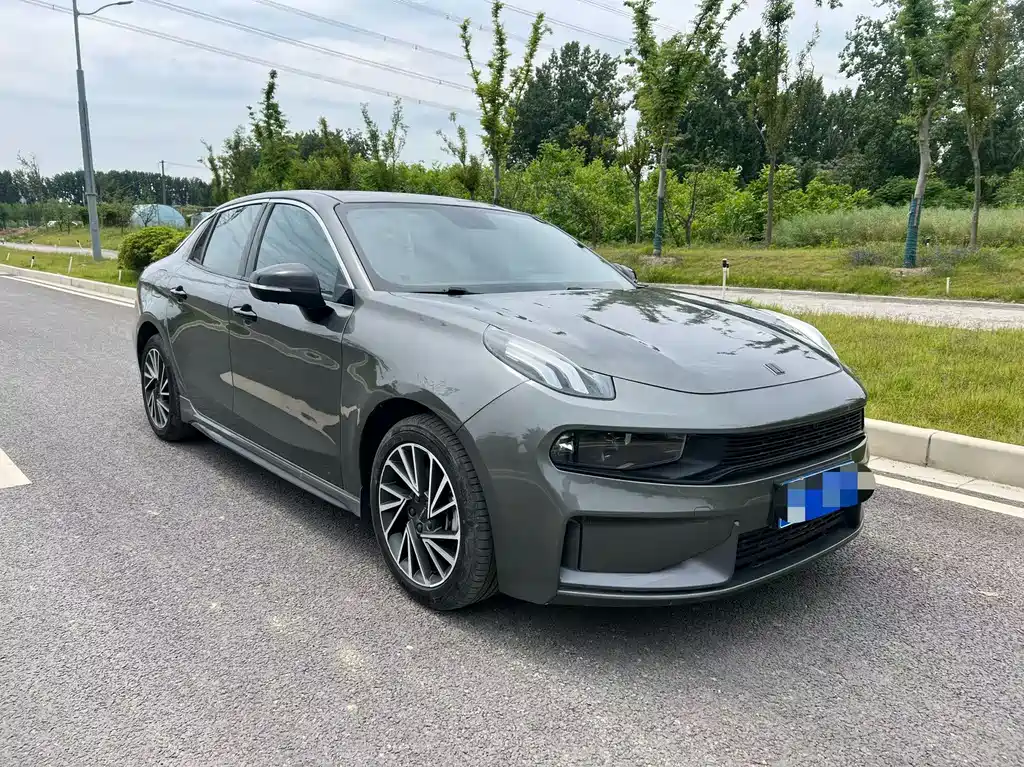 Lynk & Co 03 2022