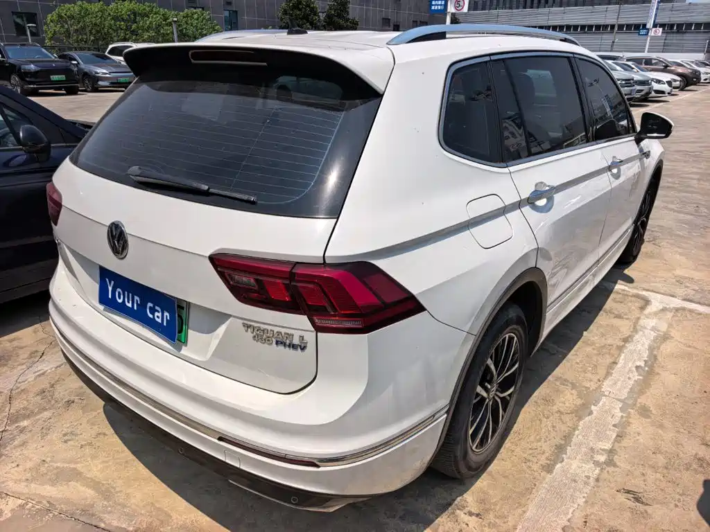Volkswagen Tiguan L Plug-In Hybrid 2019 — фото 6