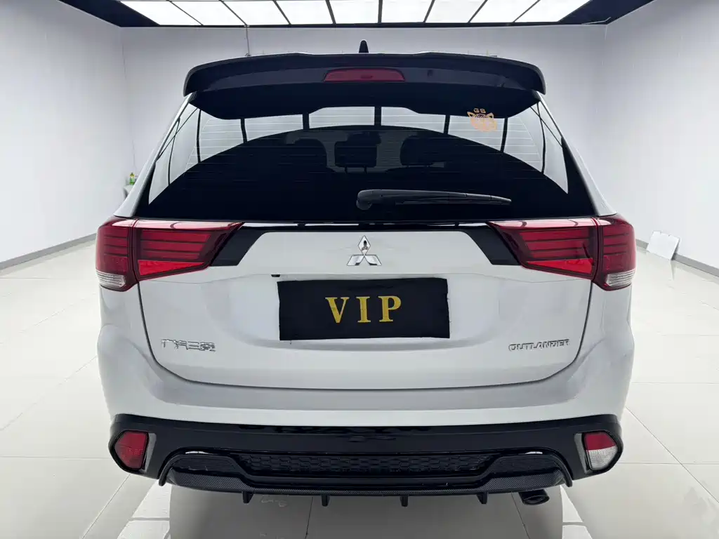 Mitsubishi Outlander 2022