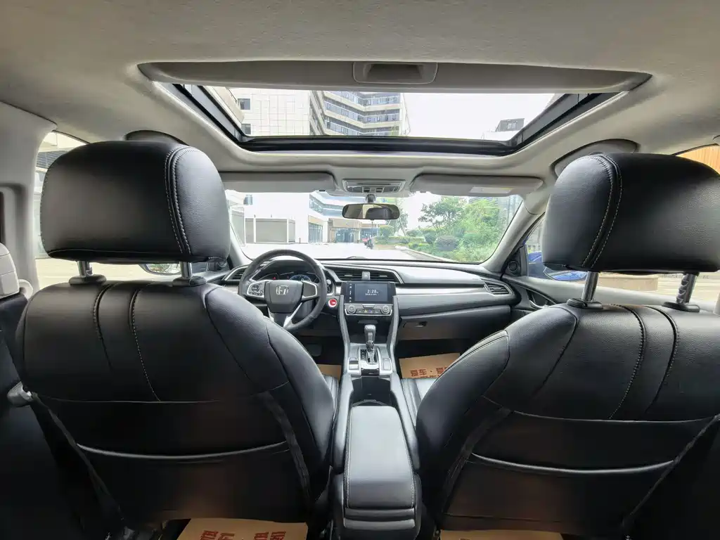 Honda Civic 2020 — фото 12