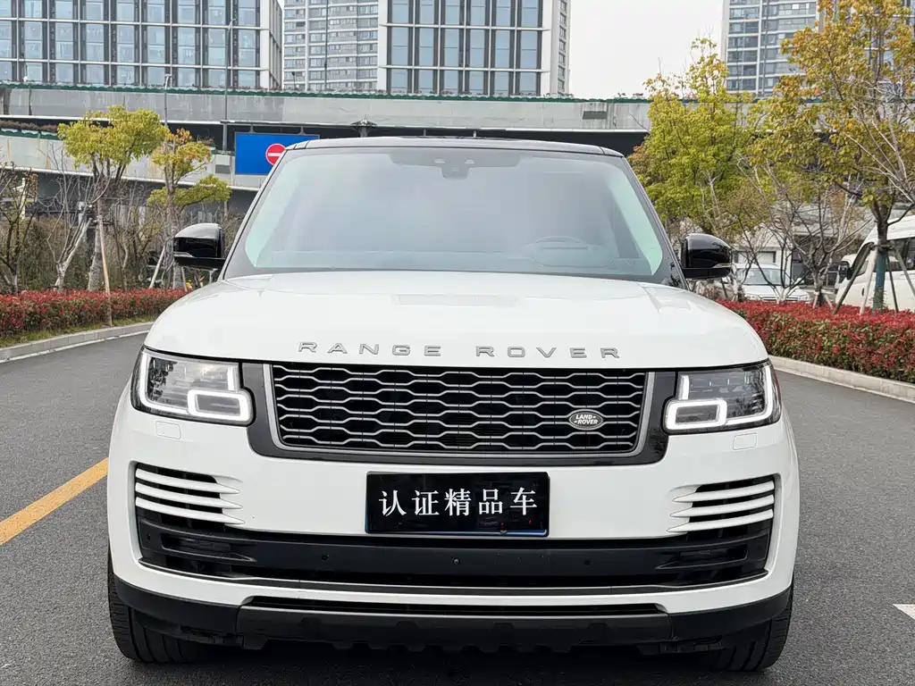 Land Rover Range Rover 2021 — фото 2