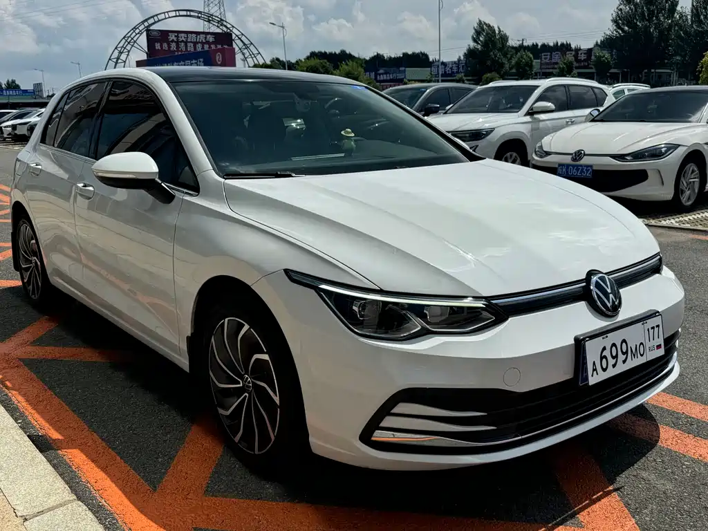 Volkswagen Golf 2022