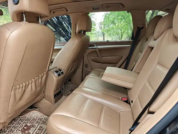 Porsche Cayenne 2010