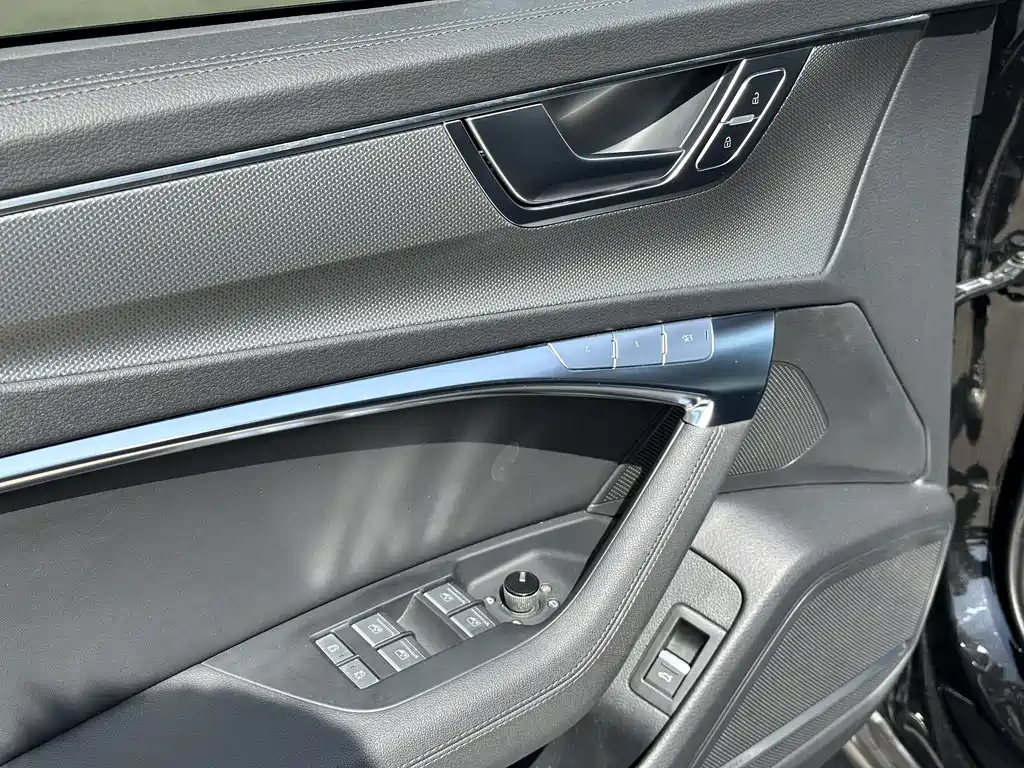 Audi A6 2023 — фото 9