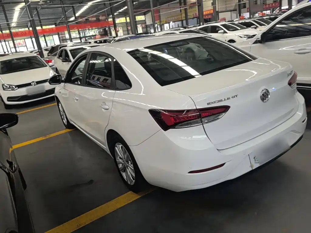 Buick Excelle 2021