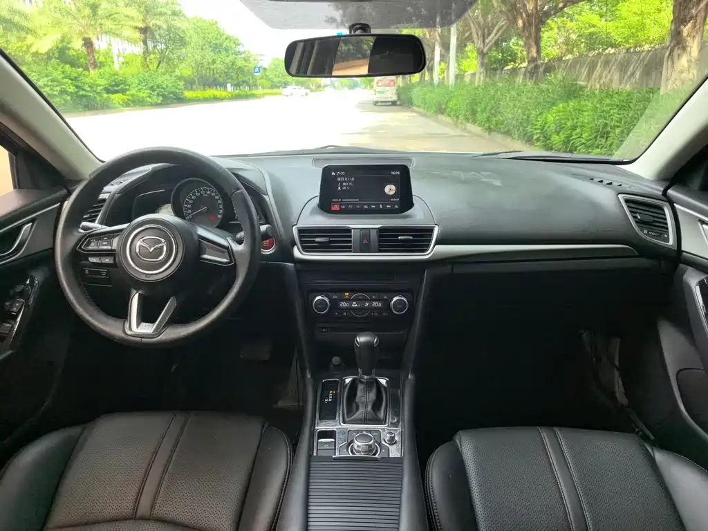 Mazda 3 Angkesela 2018