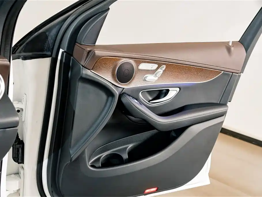 Mercedes-Benz GLC 2022 — фото 16