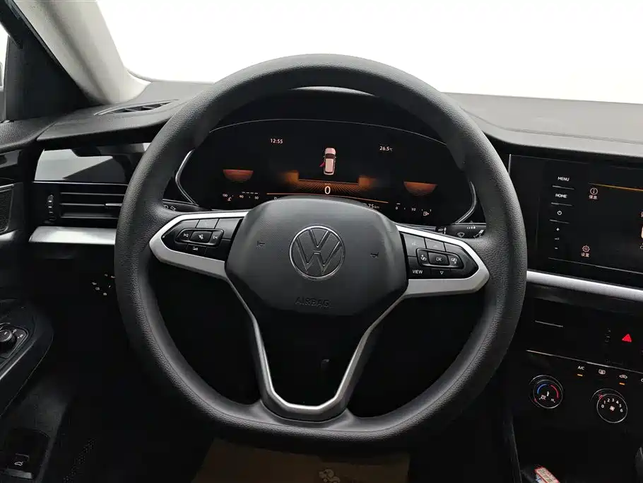 Volkswagen Passat 2025 — фото 15