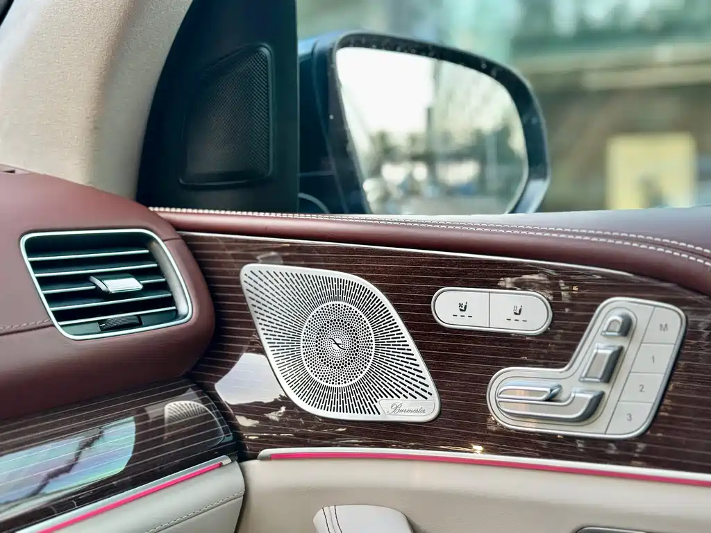 Mercedes-Benz GLS 2023 — фото 9