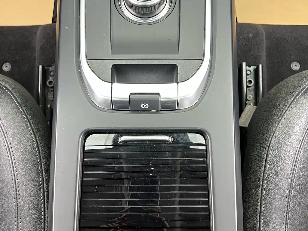 Land Rover Discovery Sport 2019 — фото 13