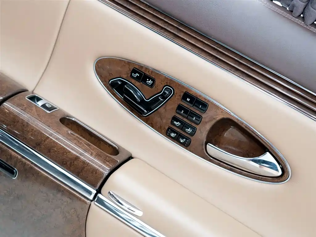 Maybach Maybach 2014 — фото 20