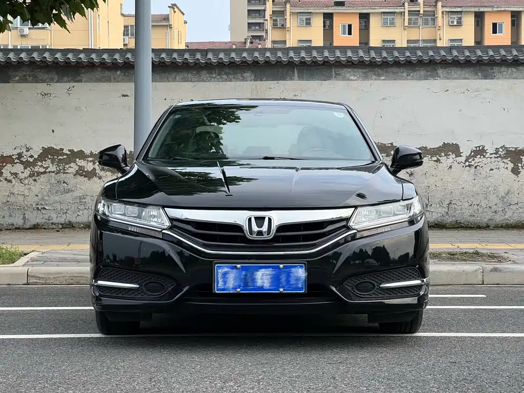 Honda Spirior 2017 — фото 2