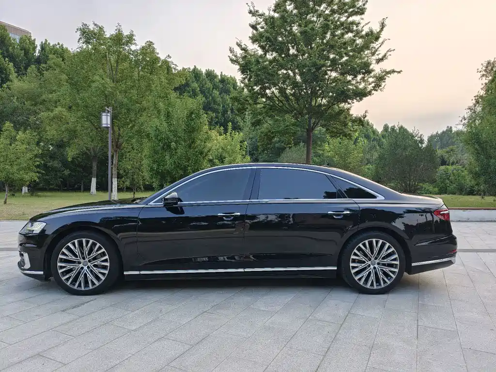 Audi A8 2019