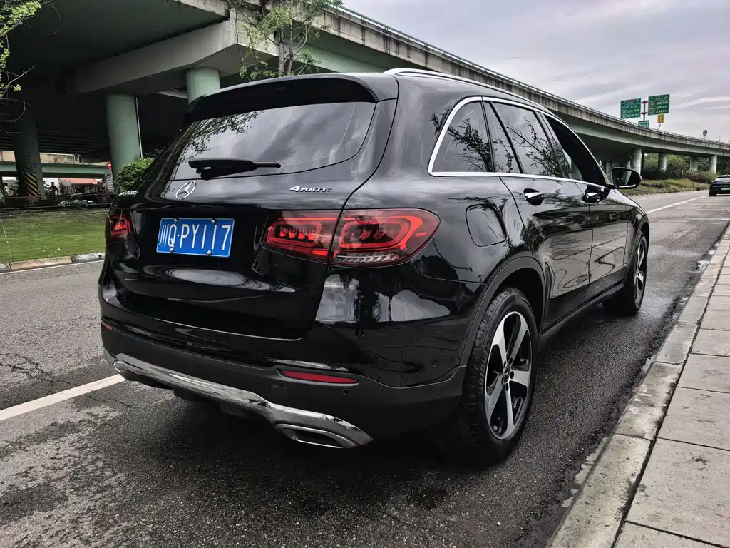 Mercedes-Benz GLC 2022 — фото 16