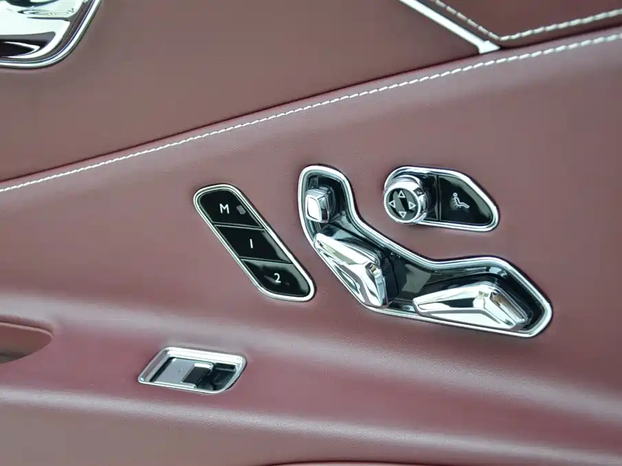 Bentley Flying Spur 2021 — фото 9