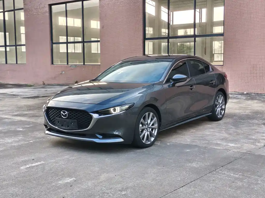 Mazda 3 Axela 2022
