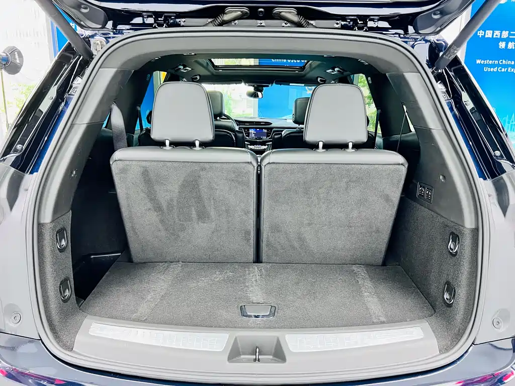Cadillac XT6 2021 — фото 24