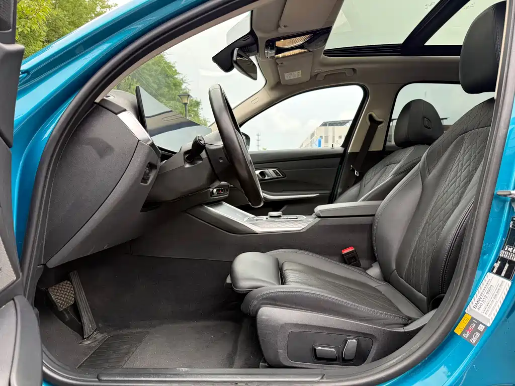 BMW i3 2023 — фото 10