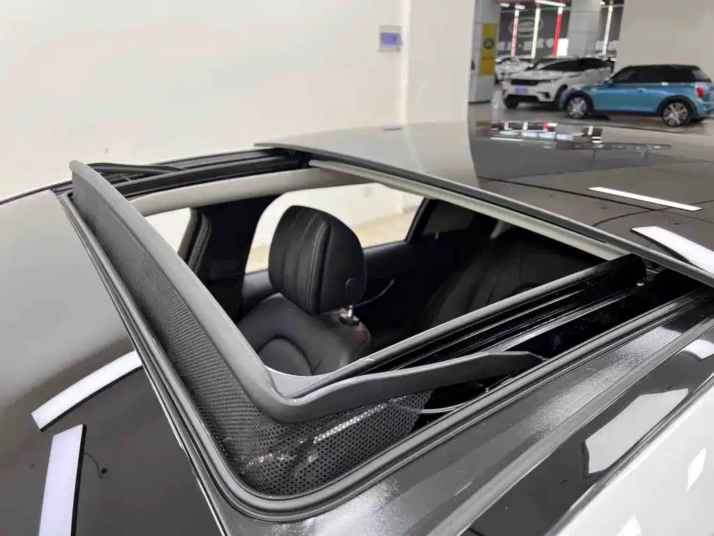 Mercedes-Benz C-Class 2022 — фото 22
