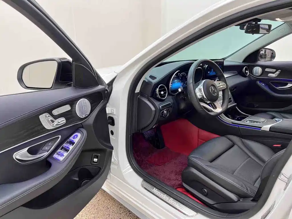 Mercedes-Benz C-Class 2022 — фото 10
