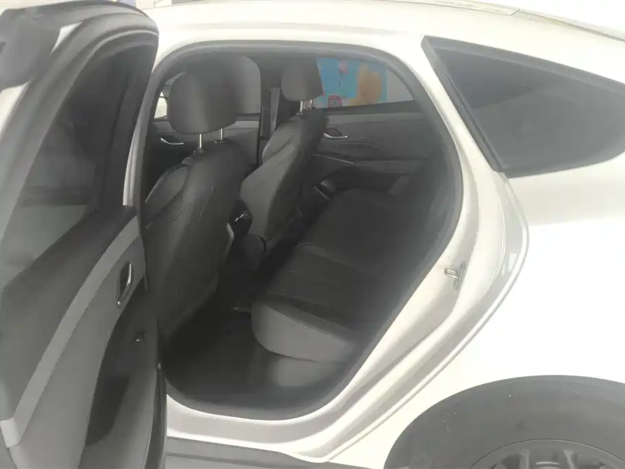 BYD Qin PLUS 2025 — фото 11
