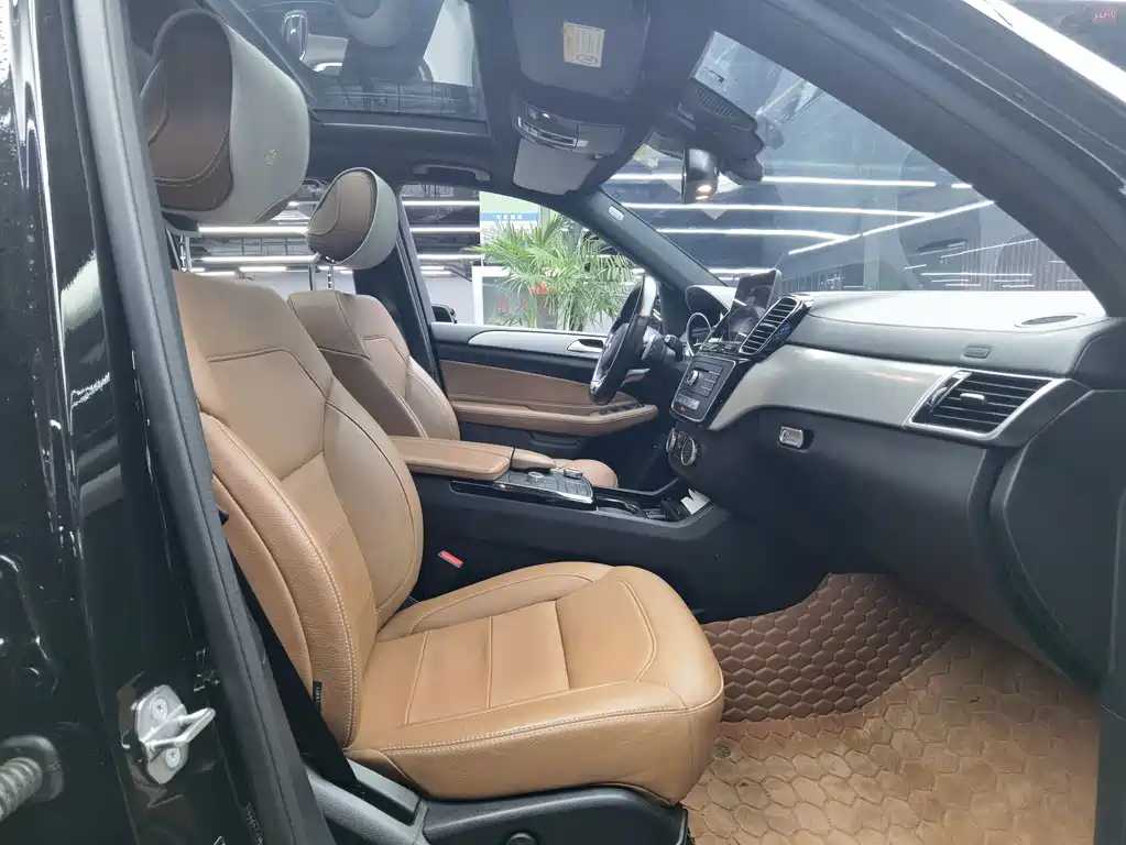 Mercedes-Benz GLE AMG 2019 — фото 8