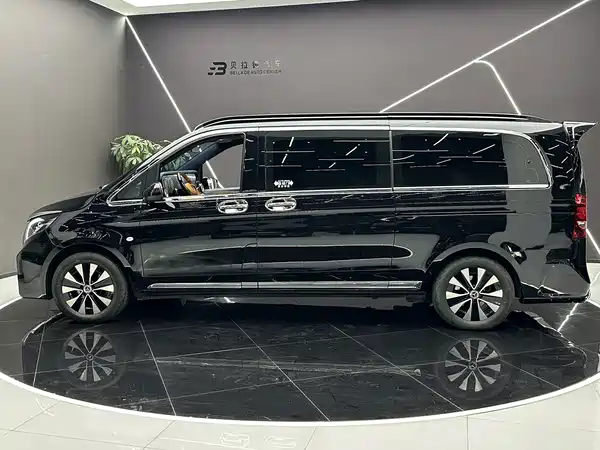 Mercedes-Benz Vito 2024