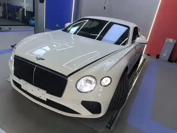 Bentley Continental 2024