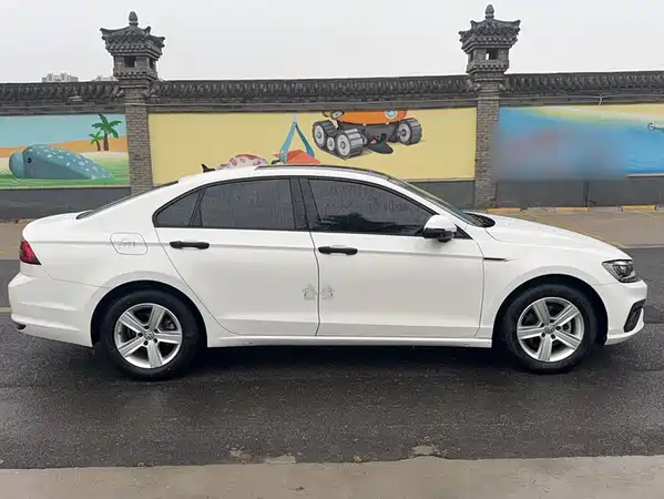 Volkswagen Lamando 2021