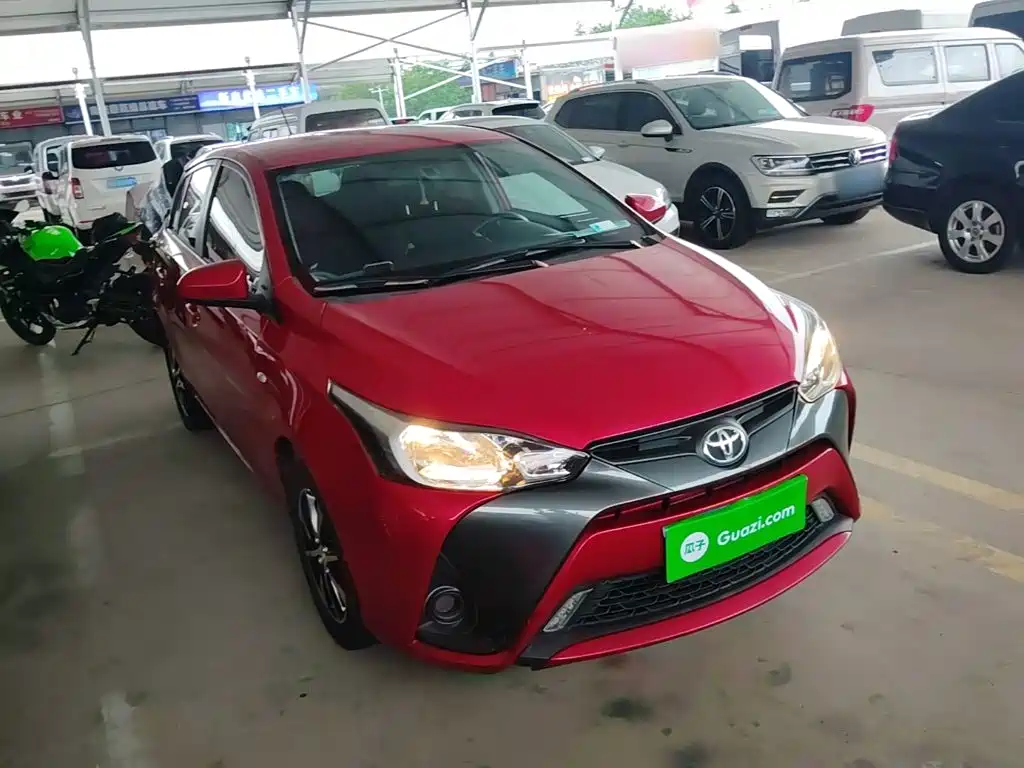 Toyota Yaris L 2018 — фото 4