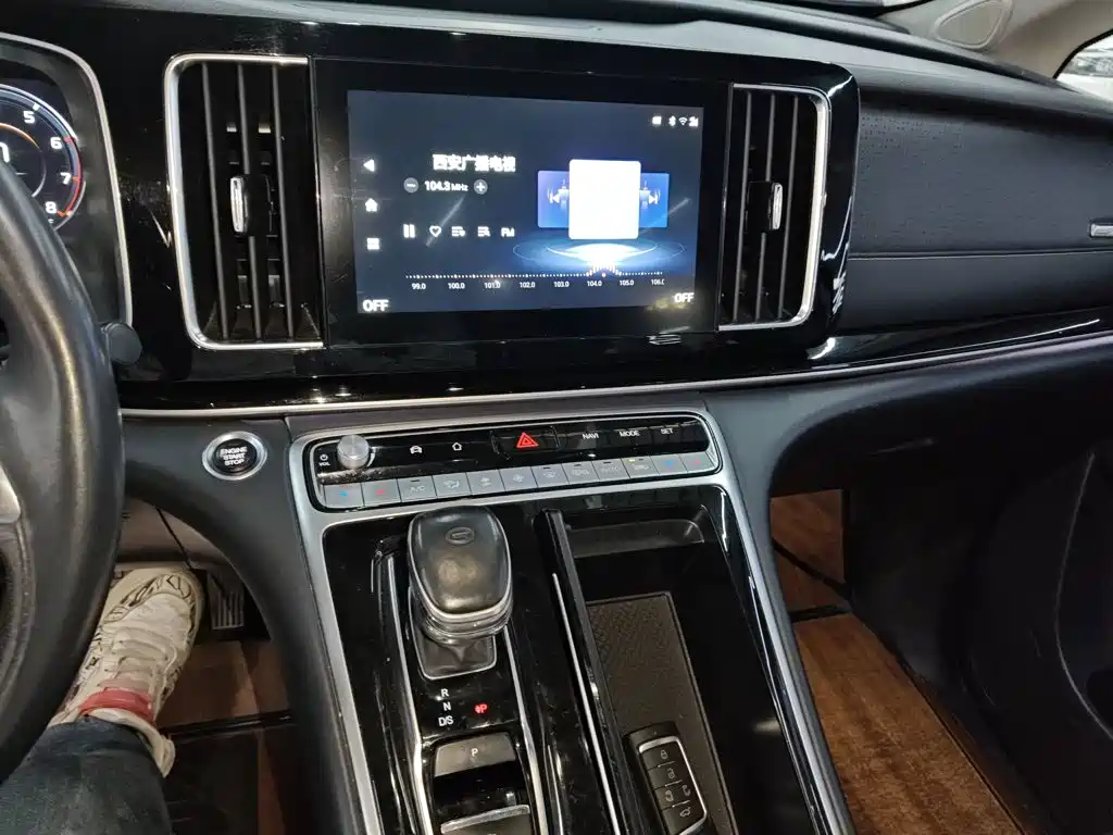 GAC Trumpchi M8 2022 — фото 10