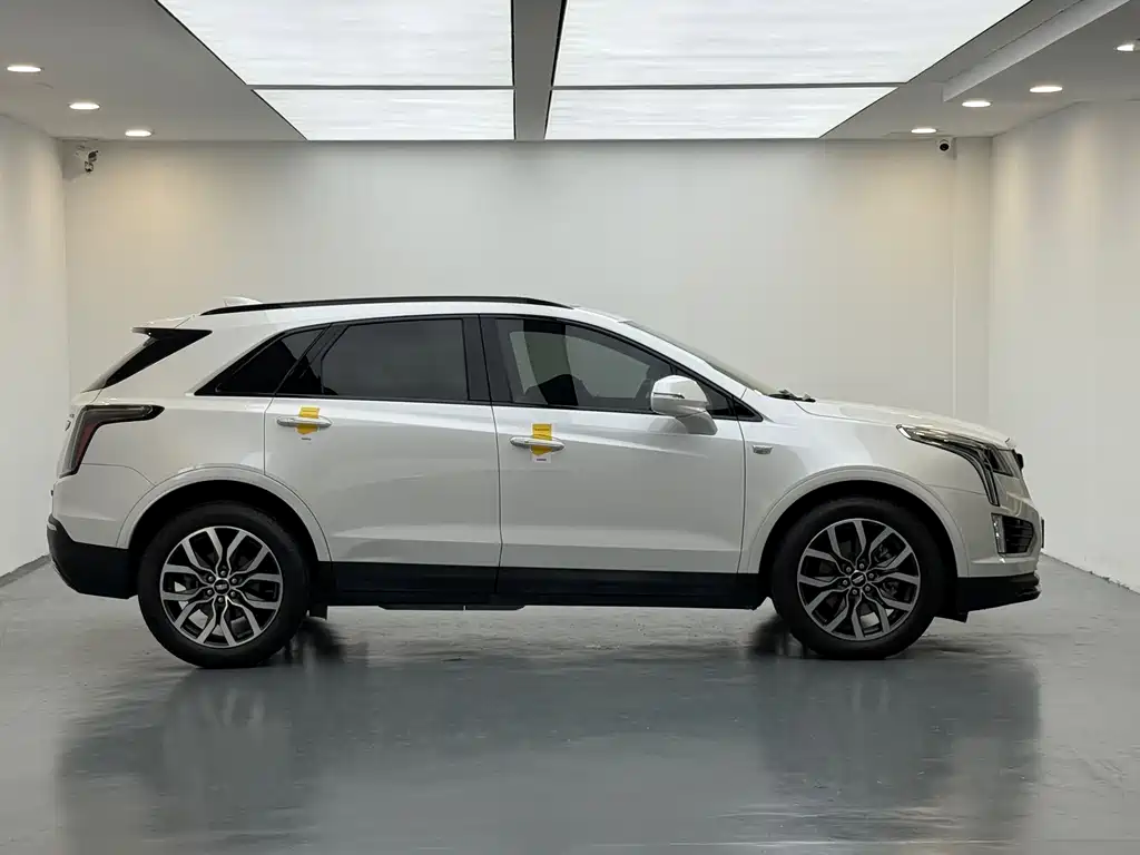 Cadillac XT5 2024 — фото 10
