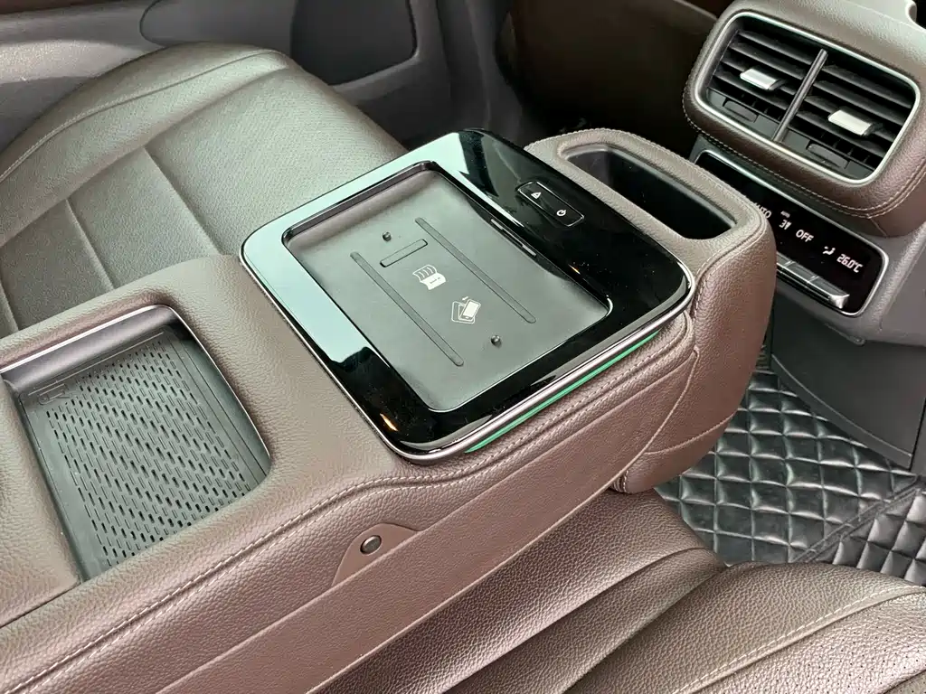 Mercedes-Benz GLE 2020 — фото 31