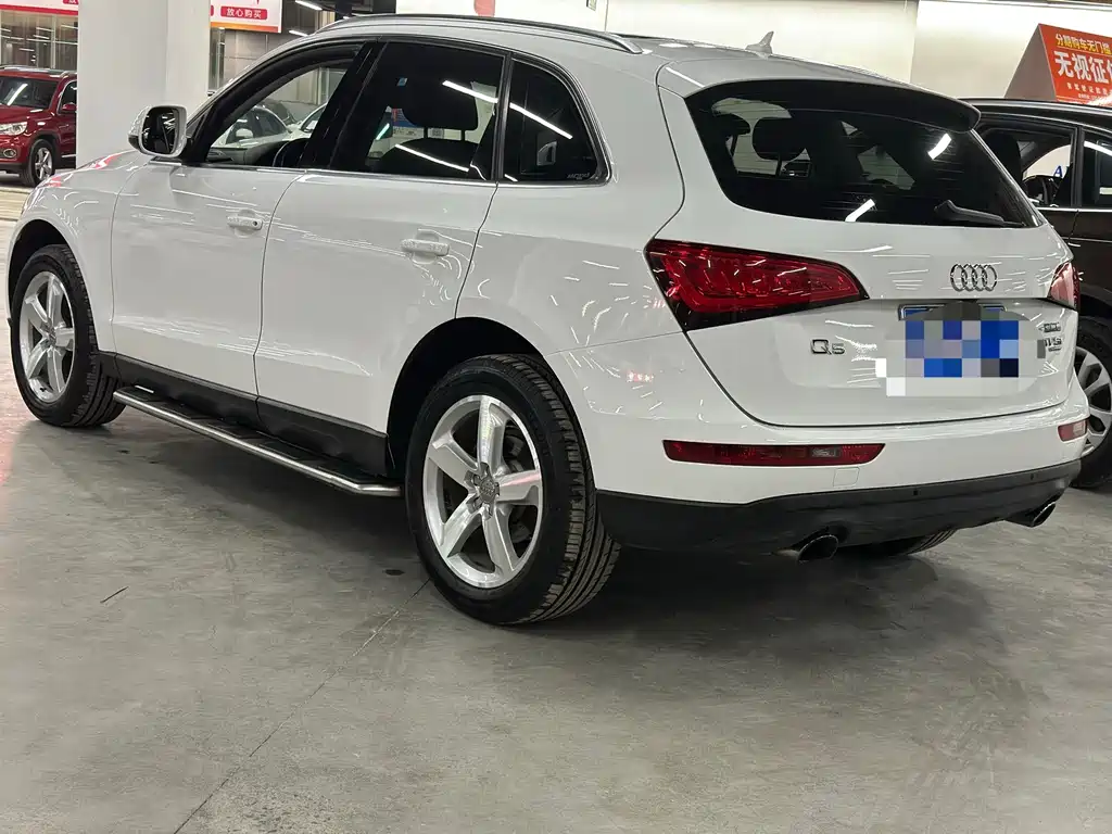 Audi Q5 2014 — фото 10