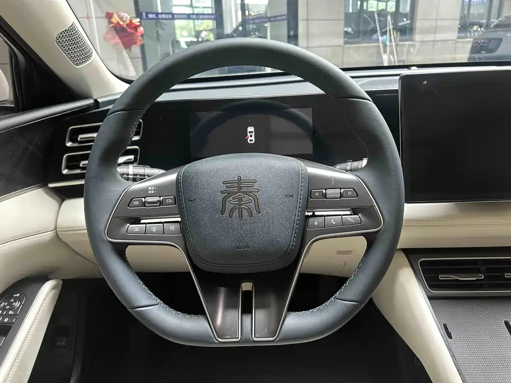BYD Qin L 2024 — фото 10