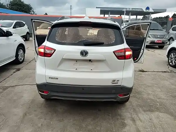 Changan CS15 2016