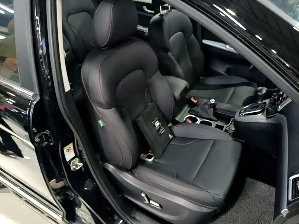 Haval H6 2015 — фото 25