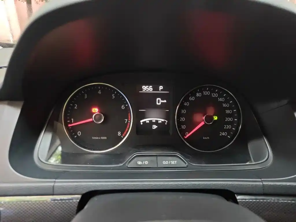 Volkswagen Cross Lavida 2018