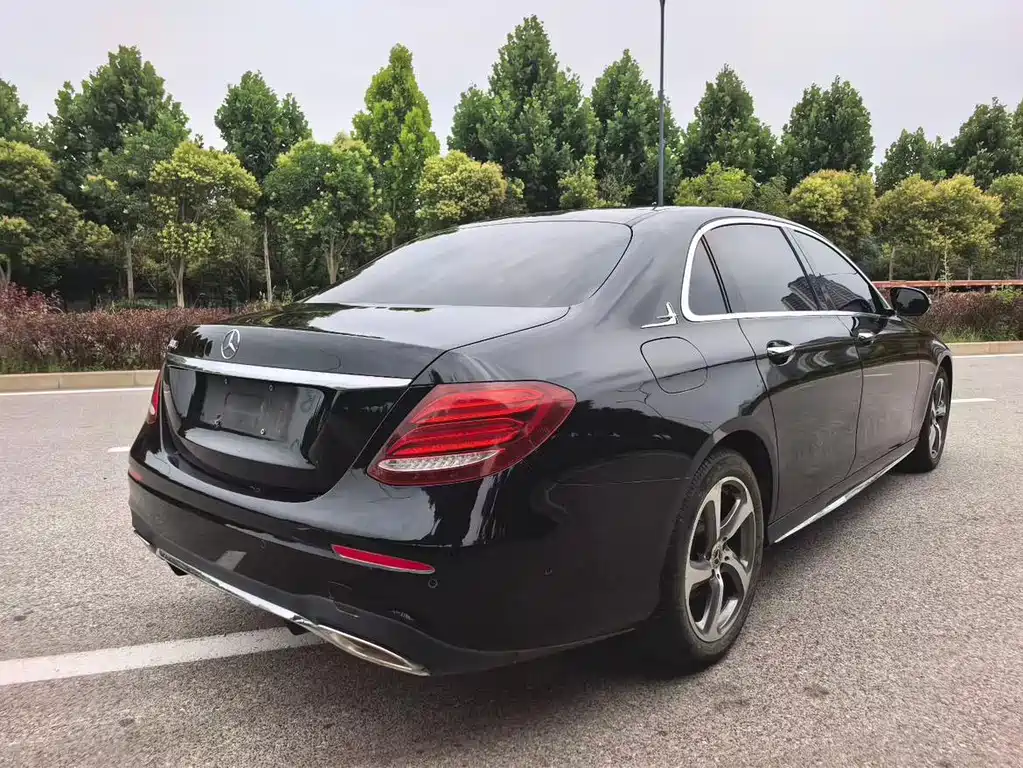 Mercedes-Benz E-Class 2017