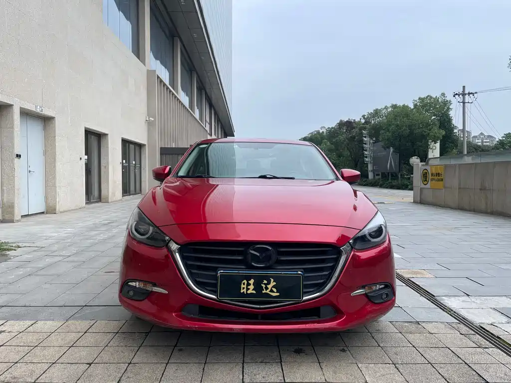 Mazda 3 Axela 2018 — фото 2