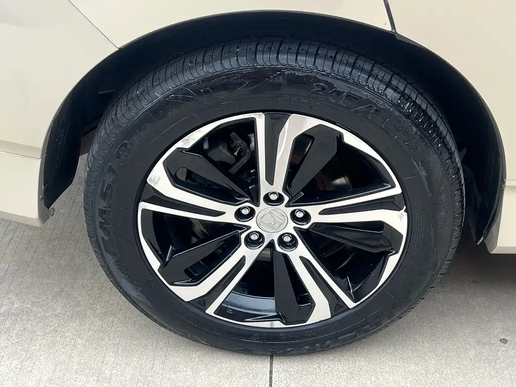 Honda UR-V 2018 — фото 18