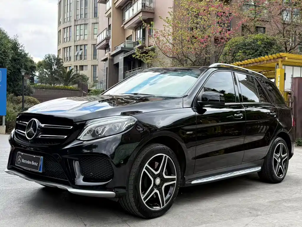 Mercedes-Benz GLE 2016 — фото 1