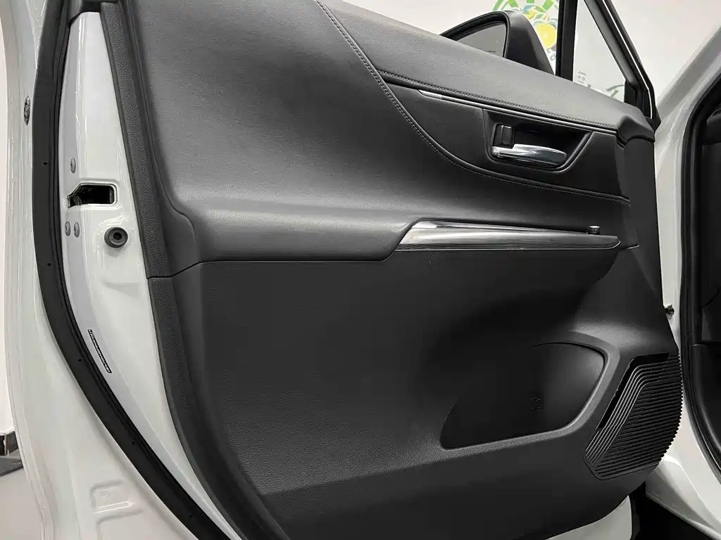 Toyota Harrier 2022 — фото 17