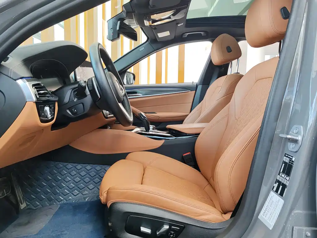 BMW 5 Series 2022
