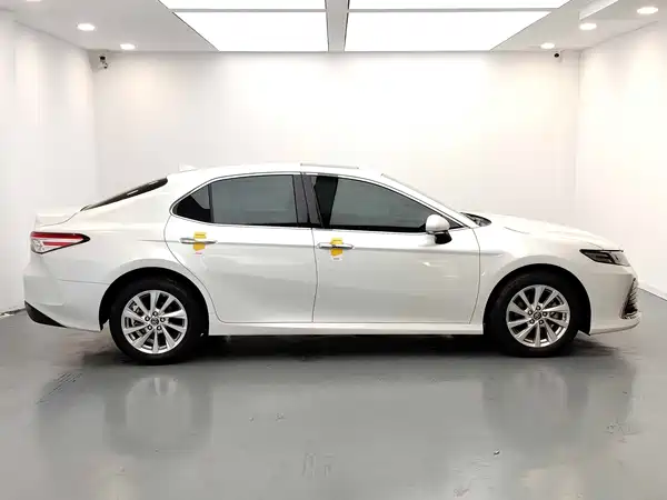 Toyota Camry 2022