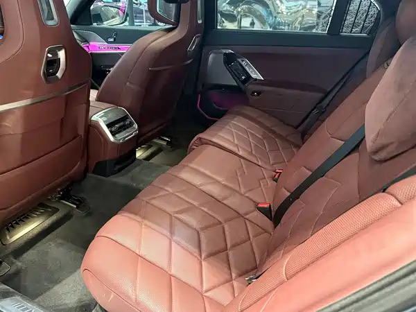 BMW 7 Series 2025